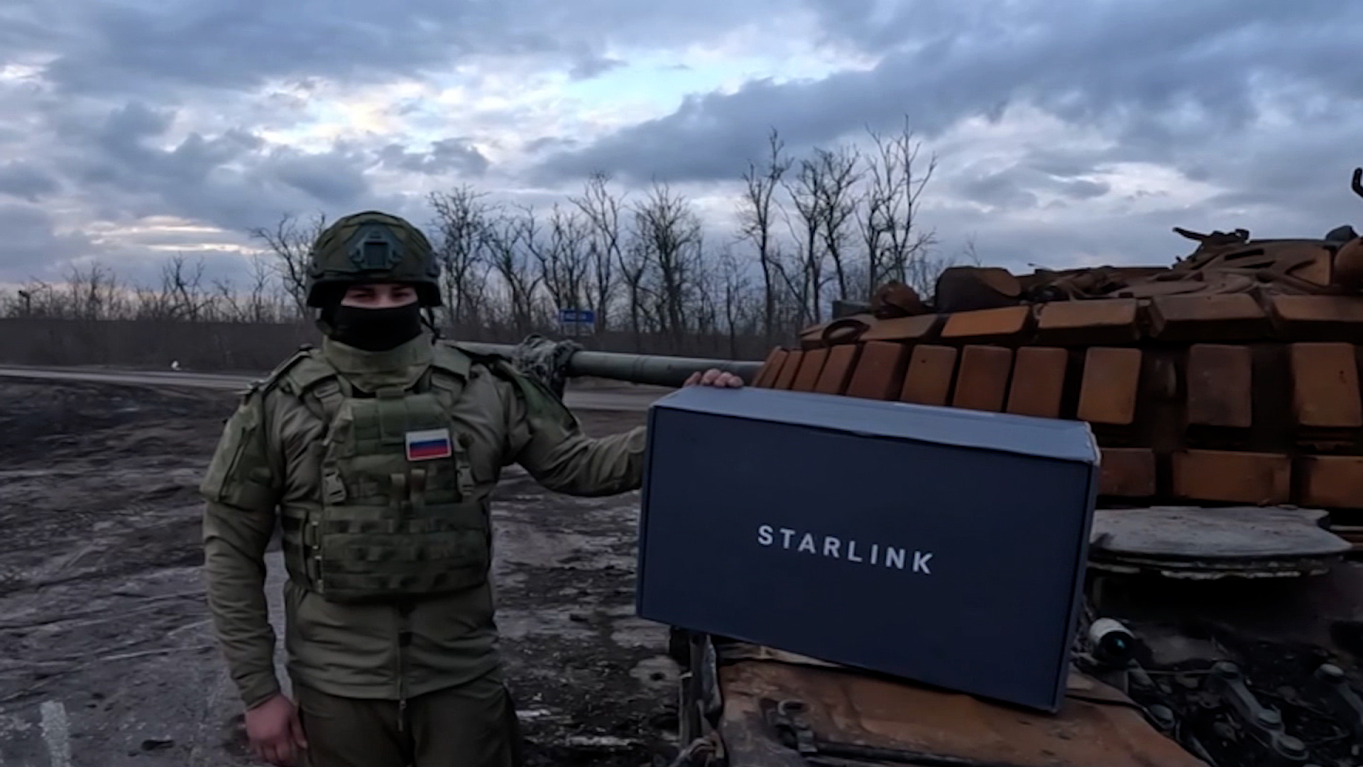 VIDEO: Fuerzas rusas aplastan una estación de Starlink en Ucrania con una precisión extraordinaria