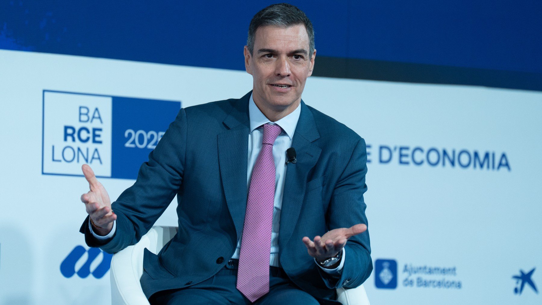 Apagón, caos ferroviario y fallo telefónico: la mala hora que asedia a Pedro Sánchez Apagón, caos ferroviario y fallo telefónico: la mala hora que asedia a Pedro Sánchez