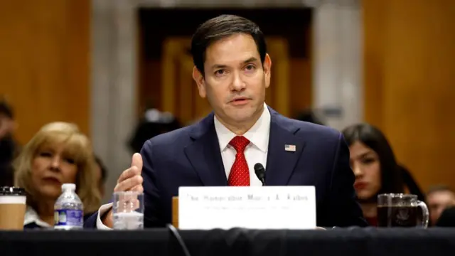 “¿Español, inglés o cubano?”, : Marco Rubio bromea con el secretario del Vaticano “¿Español, inglés o cubano?”, : Marco Rubio bromea con el secretario del Vaticano