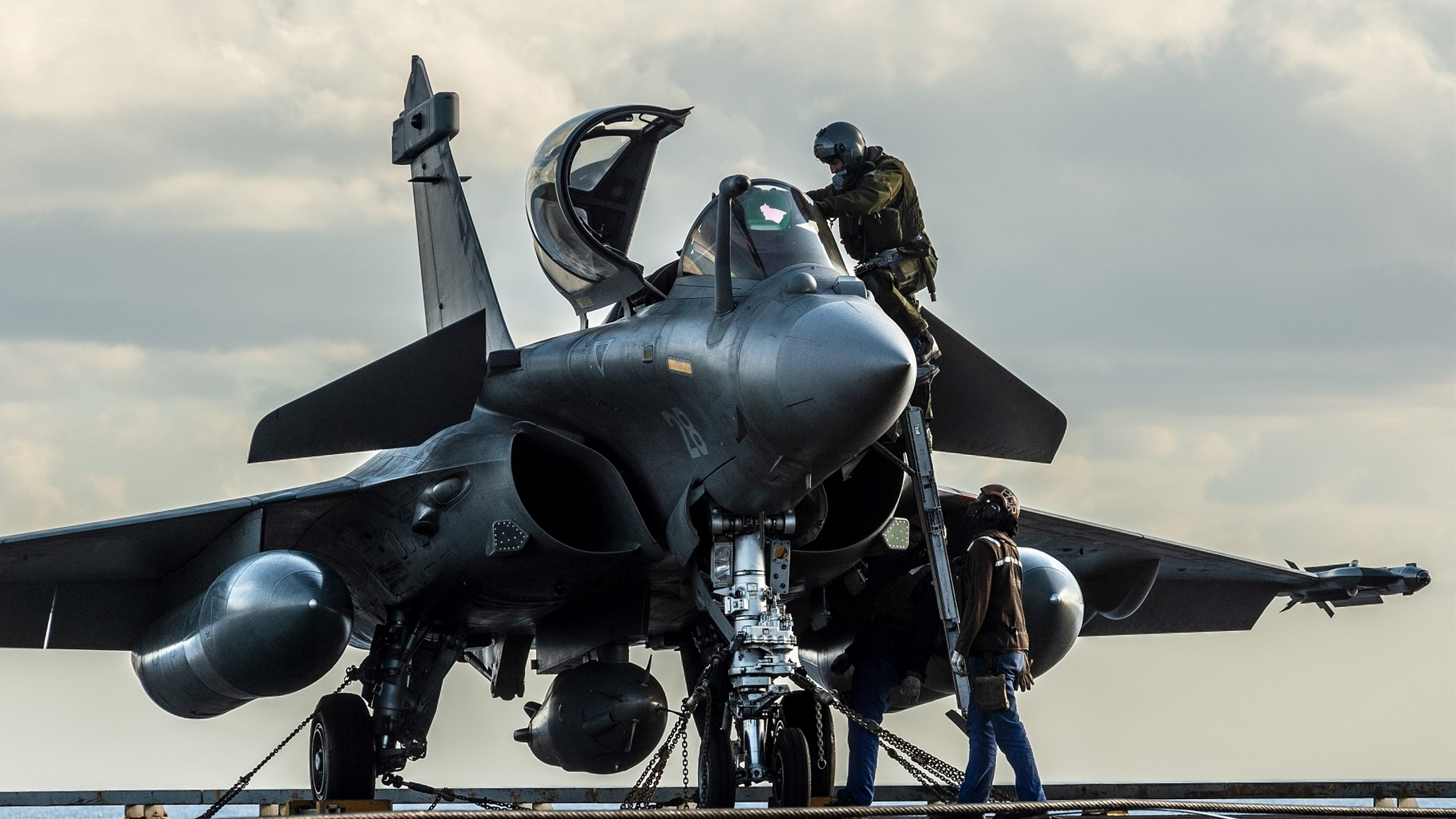 India y Pakistán habrían protagonizado el mayor combate aéreo en décadas India y Pakistán habrían protagonizado el mayor combate aéreo en décadas