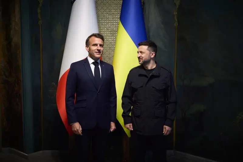 Macron: Ucrania no entrará en la OTAN y por eso proponemos enviarle “fuerzas de refuerzo”