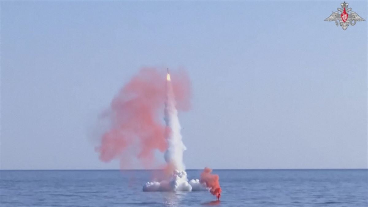 VIDEO: Submarino nuclear ruso lanza con éxito un misil de crucero VIDEO: Submarino nuclear ruso lanza con éxito un misil de crucero